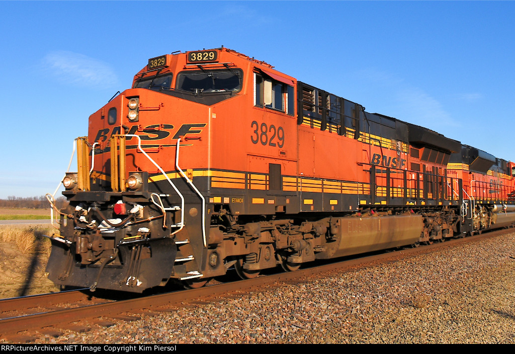 BNSF 3829